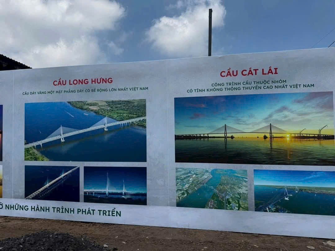 Những chiếc cầu nối hai khu vực kinh tế đầy triển vọng của hai thành phố phía Nam.